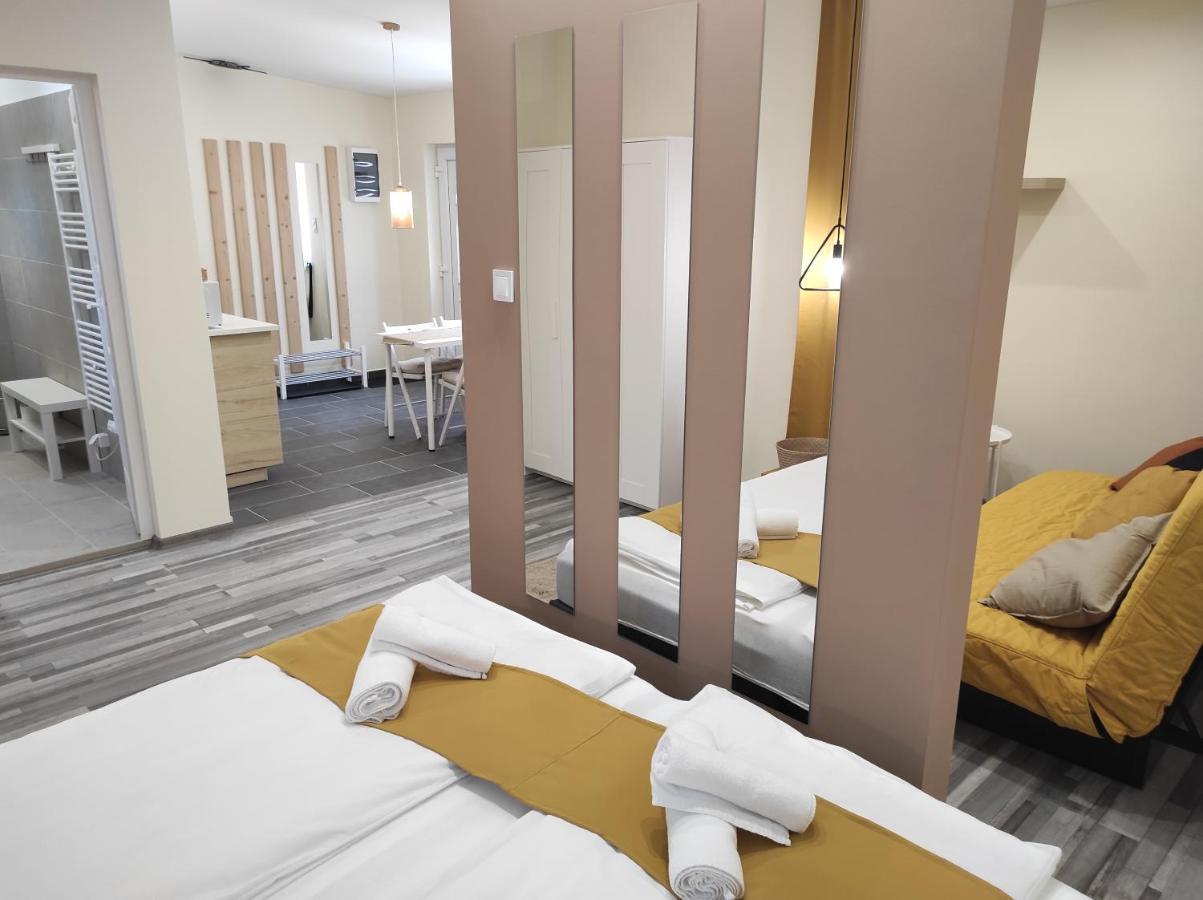 7 Days Apartment Мако Екстер'єр фото