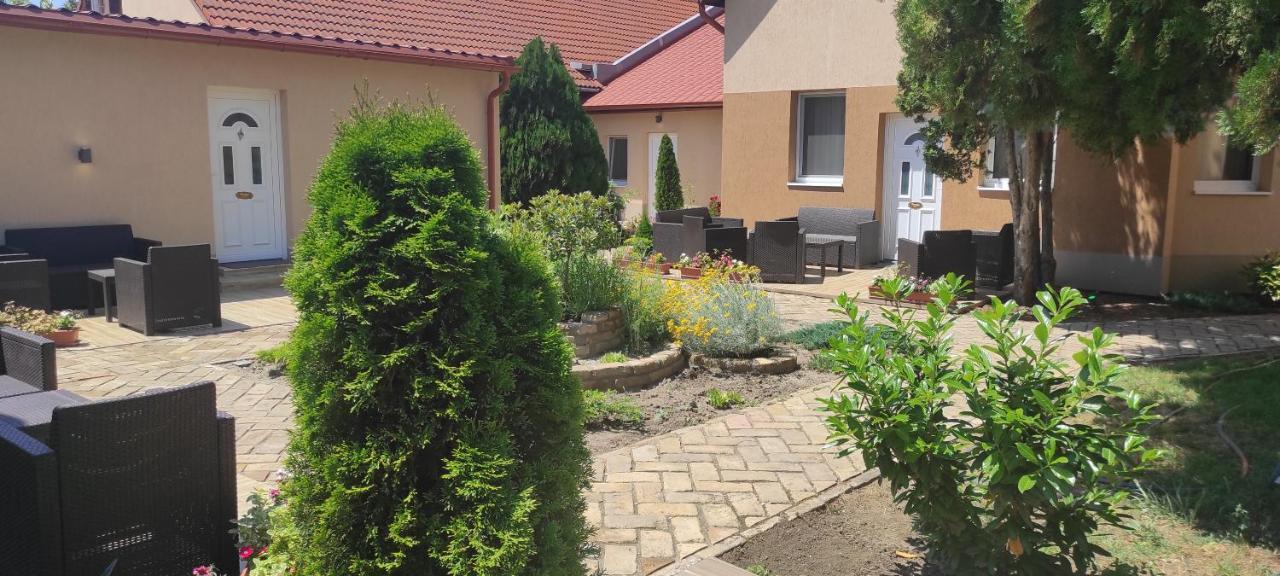 7 Days Apartment Мако Екстер'єр фото